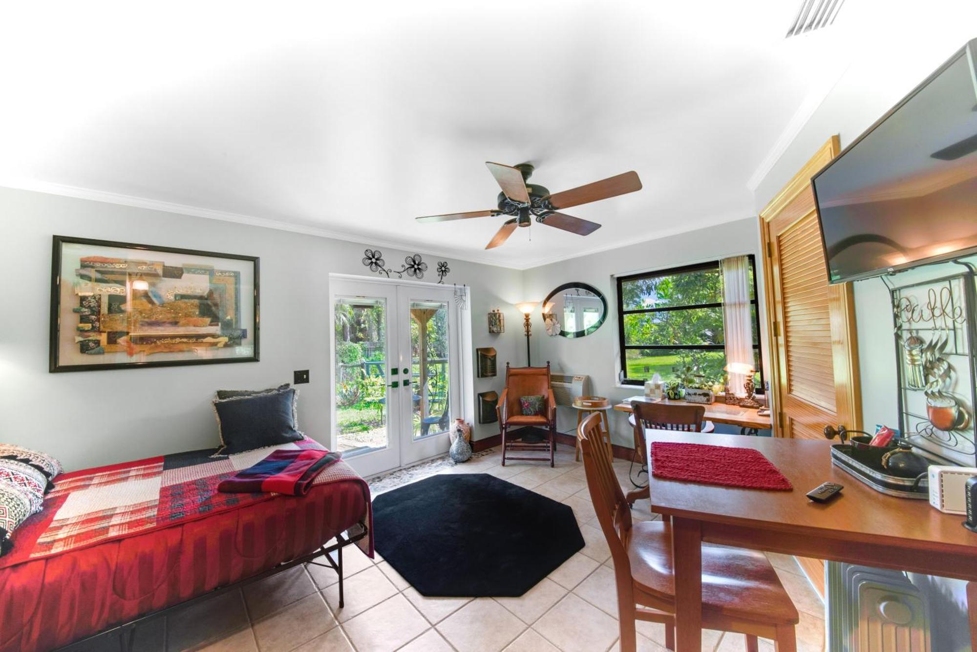 Bed and Breakfast La Quiete Cove For One Lake Worth Beach Exteriér fotografie